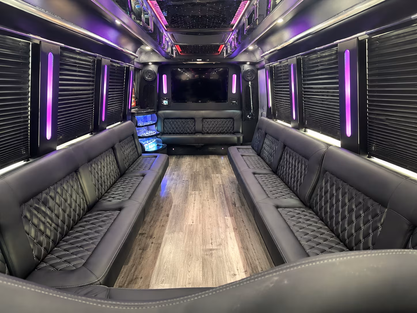 Rent a Bus to Dickies Arena