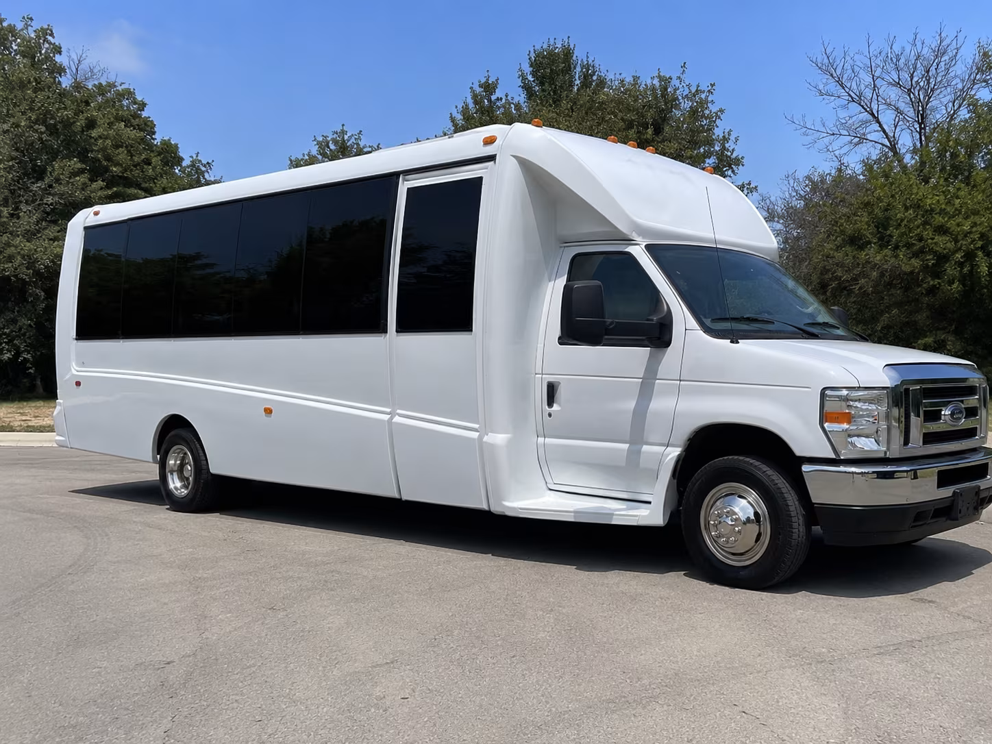 Carrollton Winery Tour & Pub Crawl Transportation